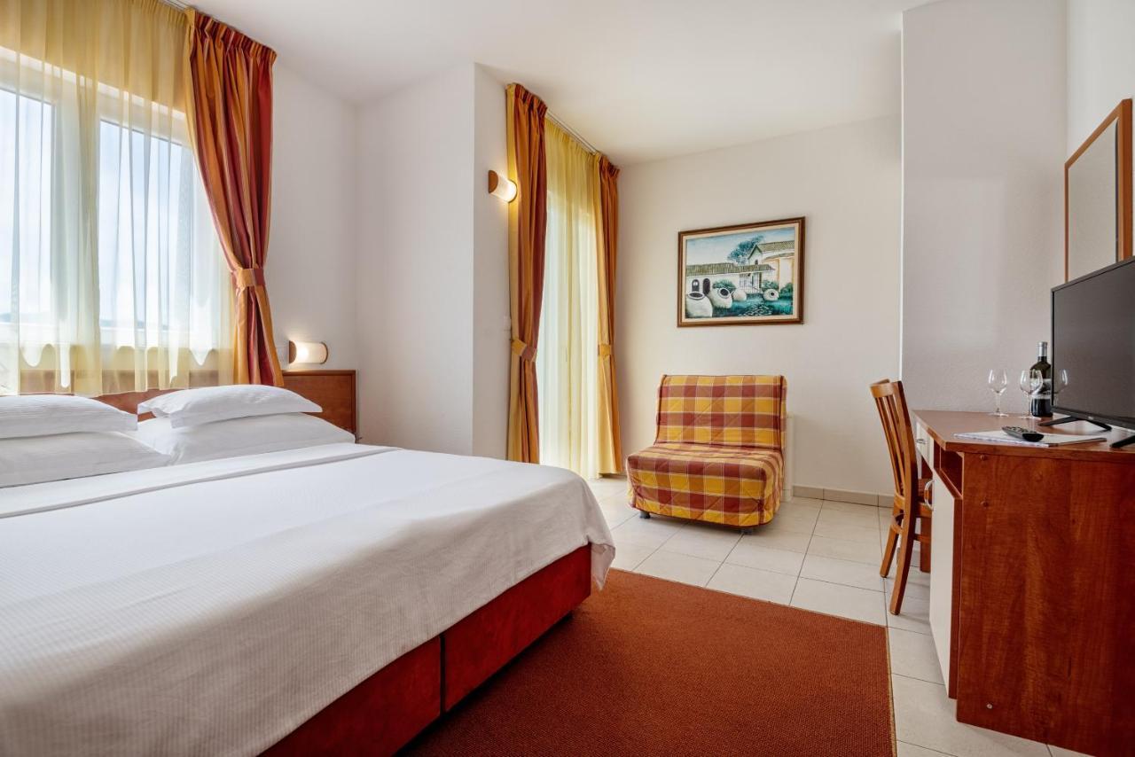 Hotel Posejdon Неум Екстер'єр фото