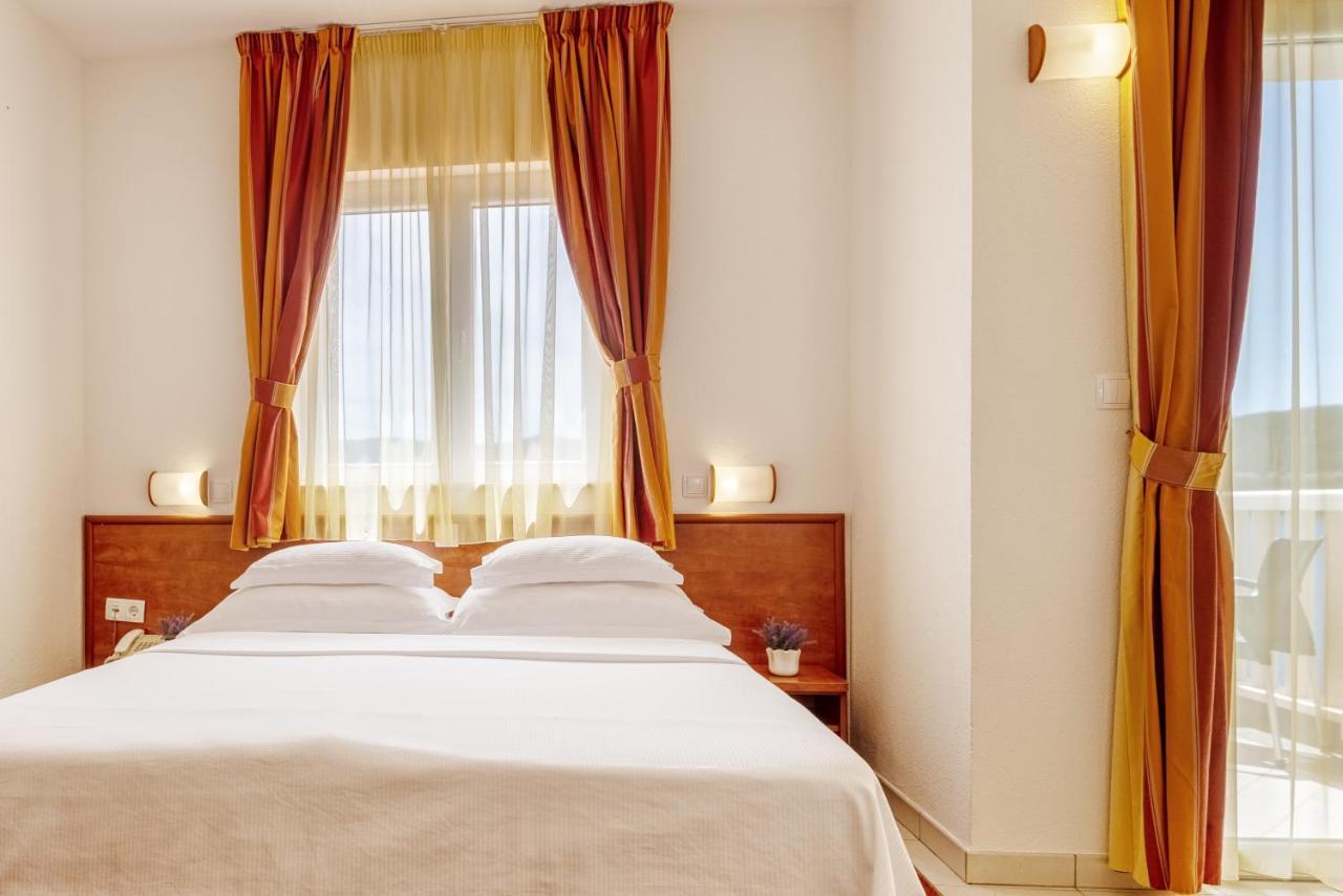 Hotel Posejdon Неум Екстер'єр фото