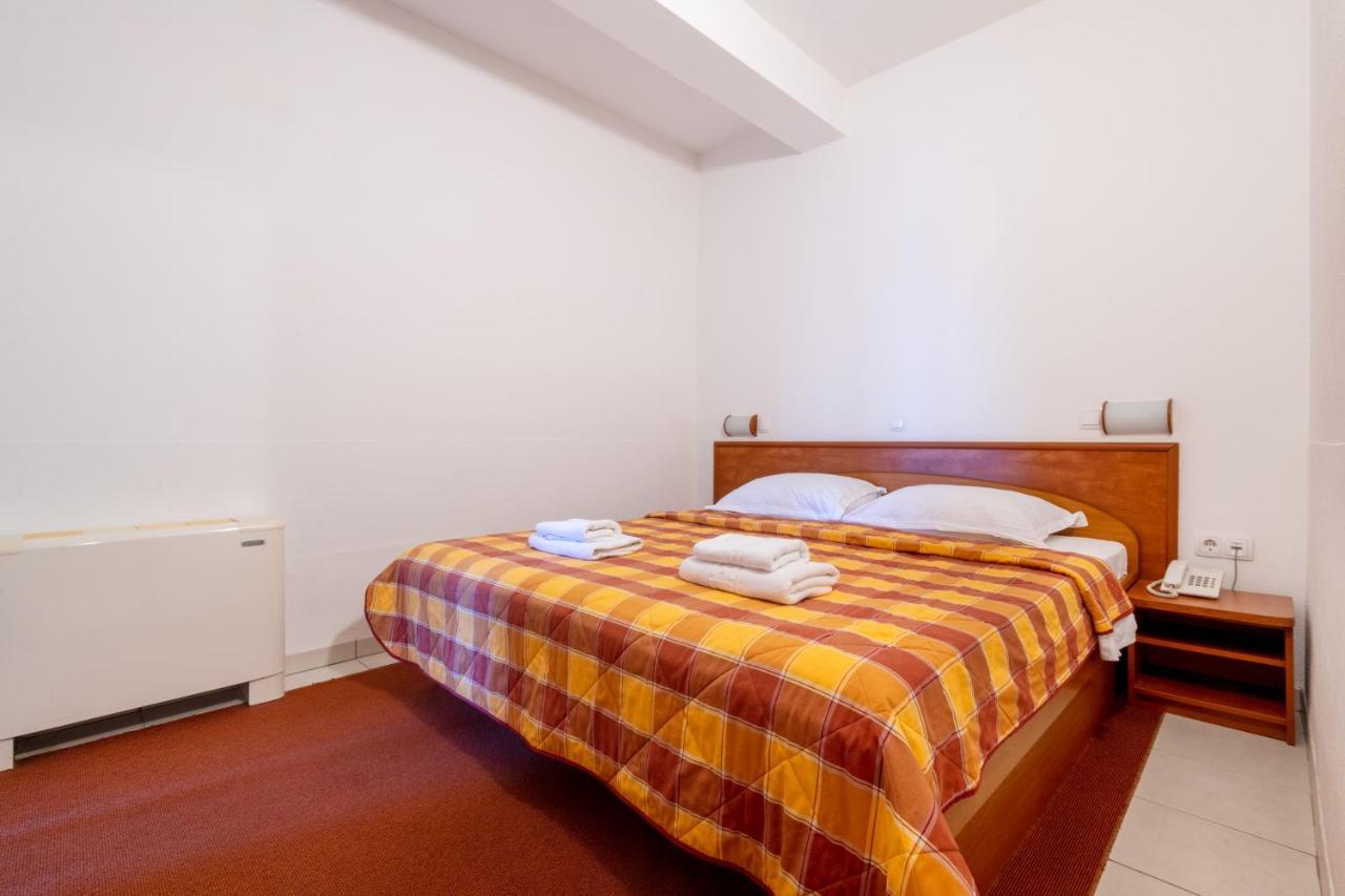 Hotel Posejdon Неум Екстер'єр фото