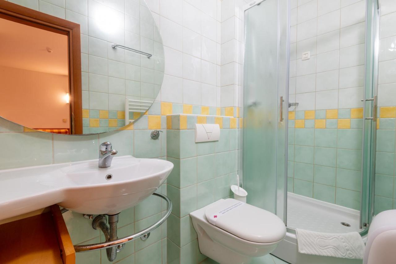 Hotel Posejdon Неум Екстер'єр фото