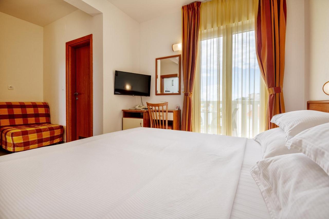 Hotel Posejdon Неум Екстер'єр фото